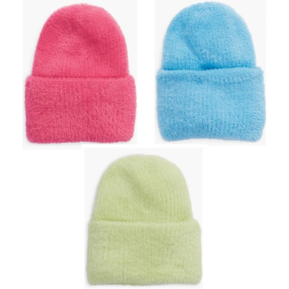 NWT Open Edit Feather Yarn Stretch Beanie Hat in Calm Green - price is firm - Picture 2 of 4